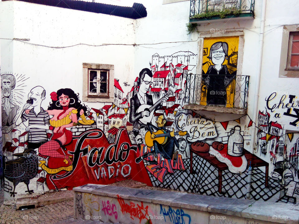 Fado graffiti. The culture of Lisbon on the wall