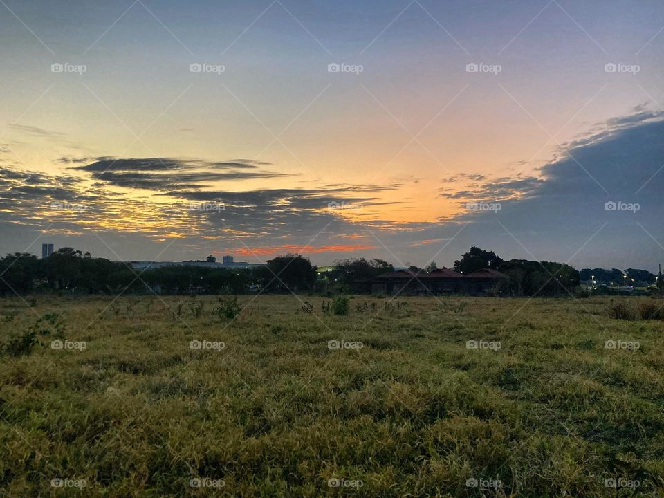 🌇🇺🇸 An extremely beautiful sunset in Jundiaí, interior of Brazil. Cheer the nature! / 🇧🇷 Um entardecer extremamente bonito em Jundiaí, interior do Brasil. Viva a natureza! 