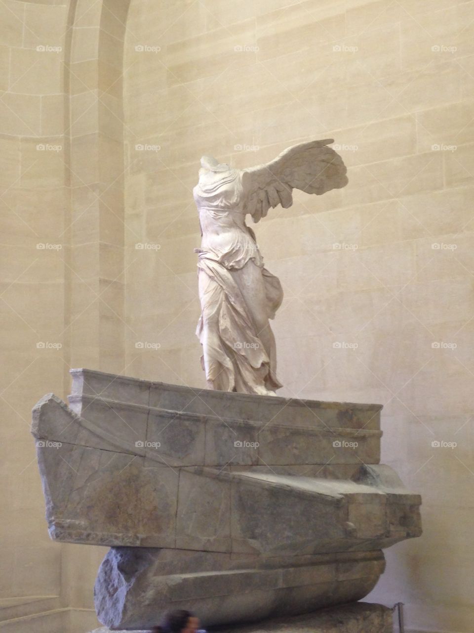 Winged Victory of Samothrace, also called te Nike of Samothrace is a marble sculpture of Nike, the Greek goddess of victory. Located at the Louvre museum in Paris. 