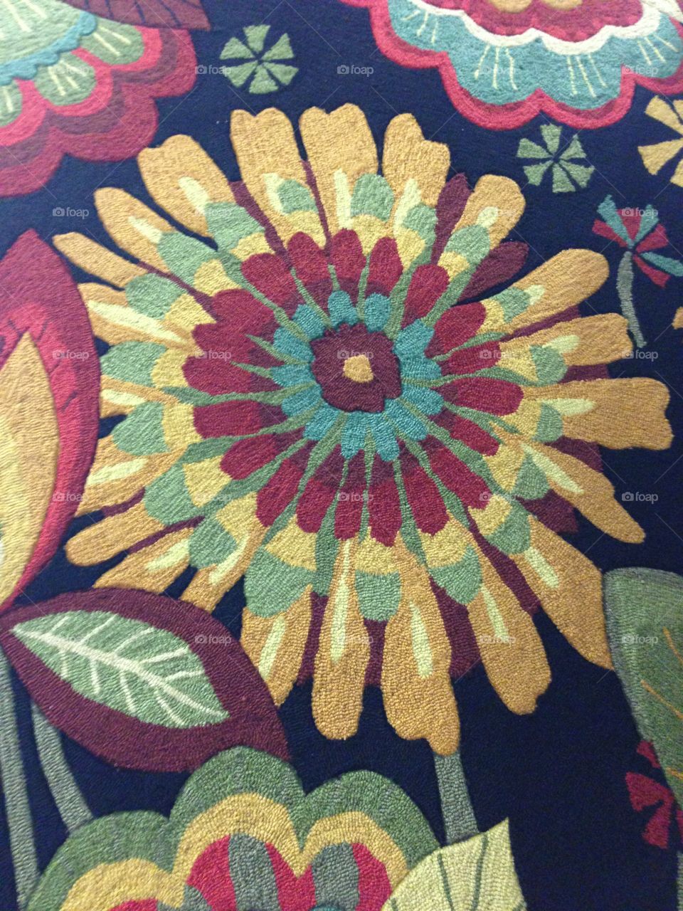 Flowered rug tapestry 