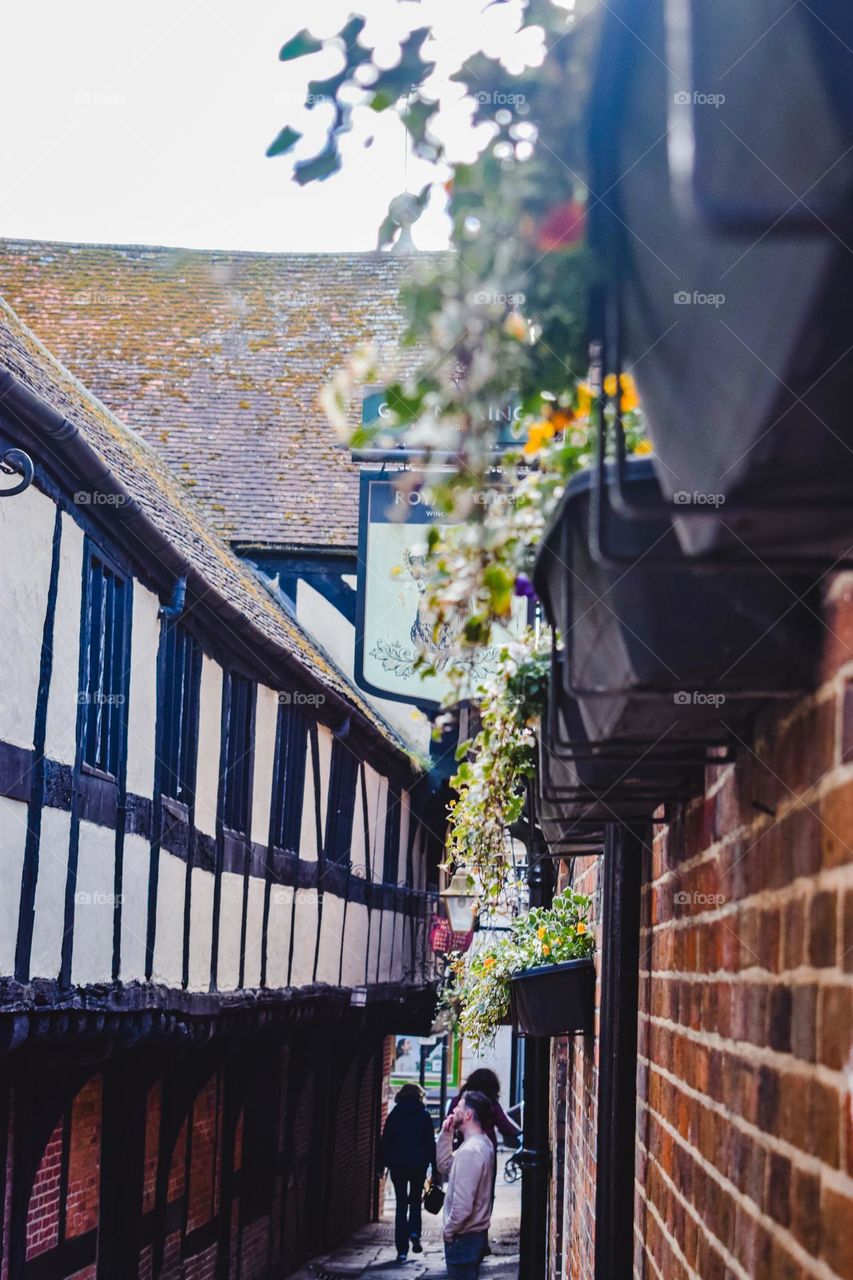 narrow street in Shrewsbury