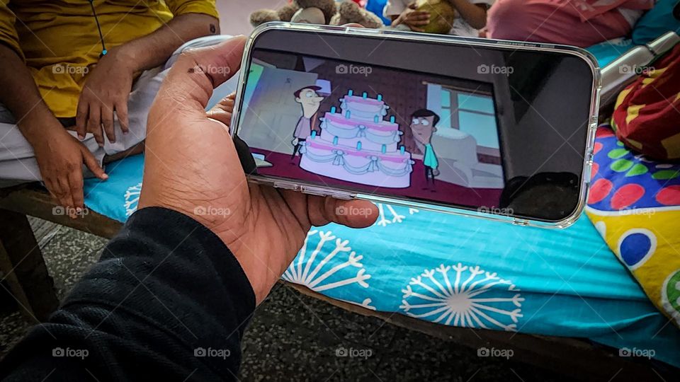 Reflection from tv into mobile