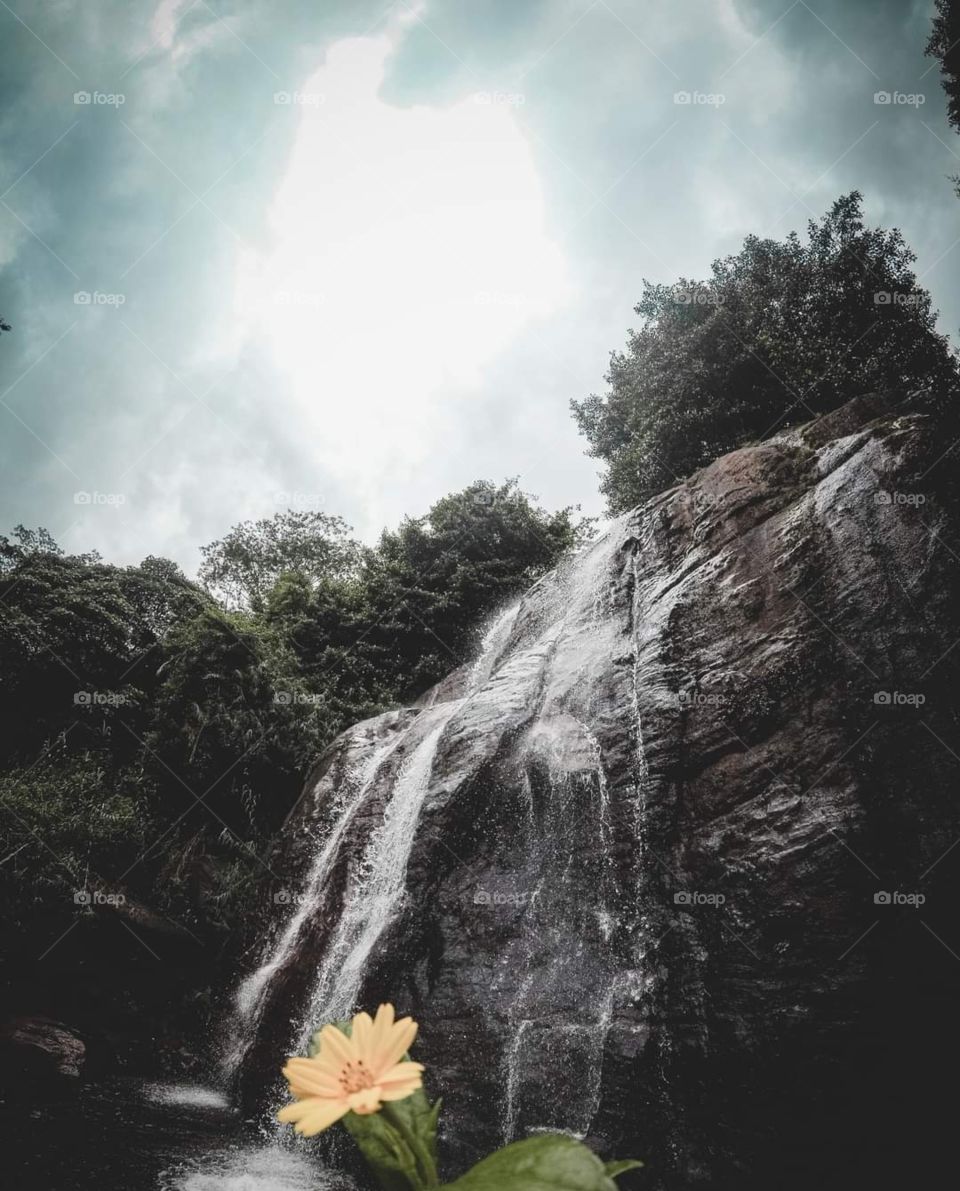 Waterfall from side angle