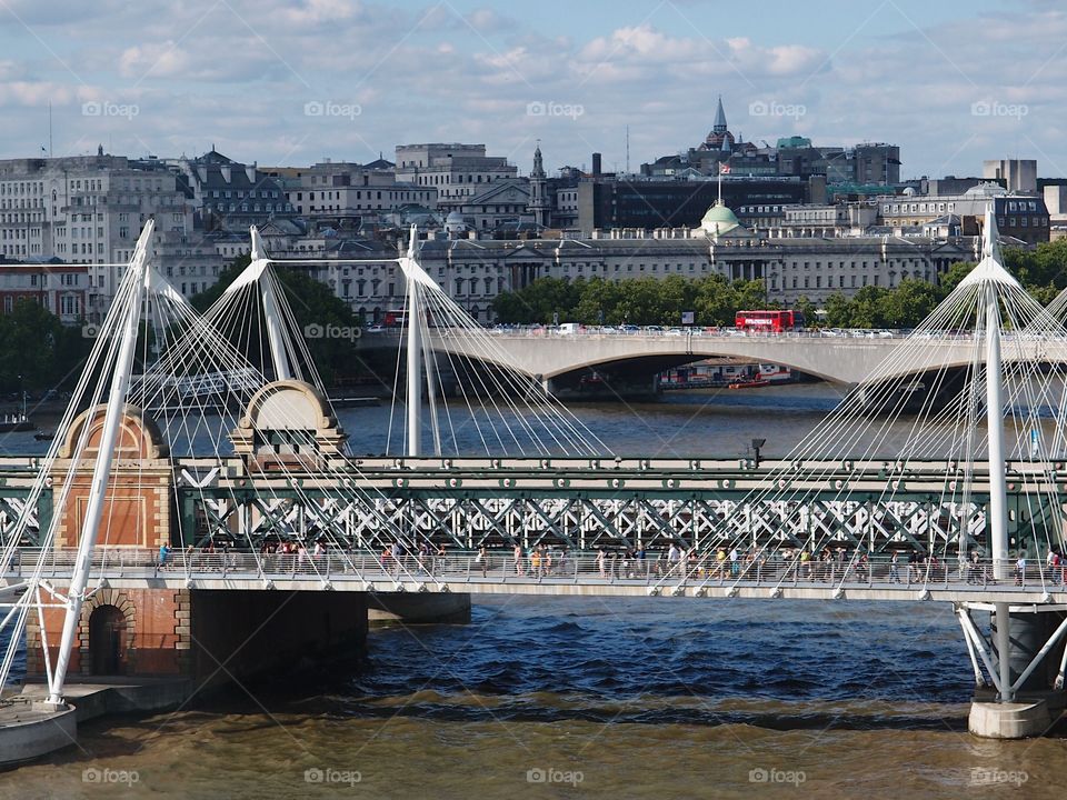 Summer vacation sightseeing in London 