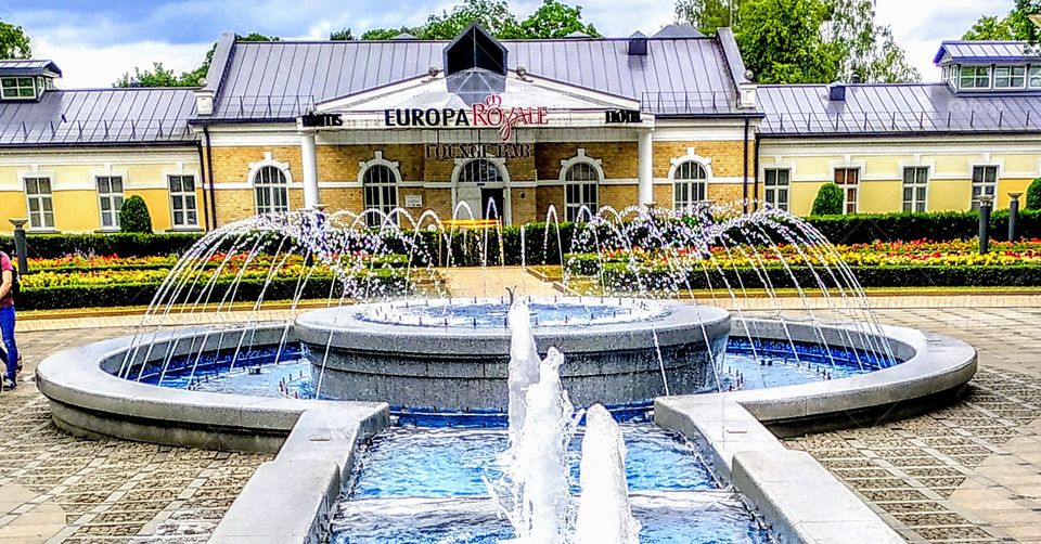 Musical fountain in the afternoon. (Lithuania, Druskininkai, July 2018).