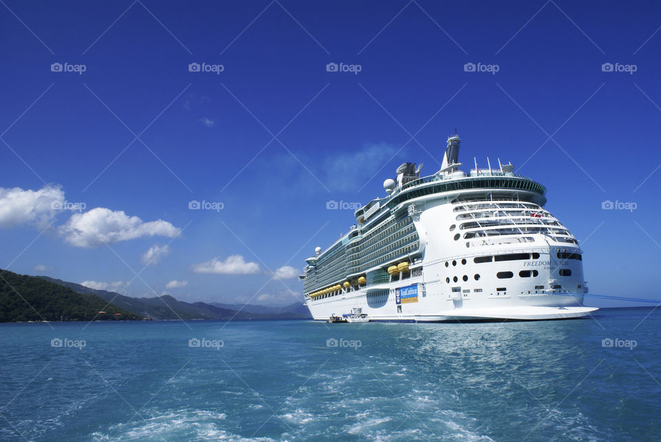 Cruise ship