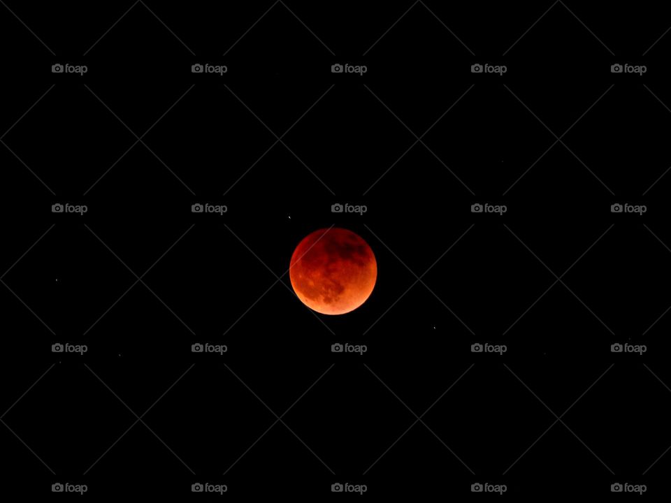My photos of the Blood Moon, Total lunar eclipse on 15 May 2022 - Lunar eclipses occur when Earth aligns between the sun and the moon and casts a shadow across the lunar surface. The weather condition were very cloudy