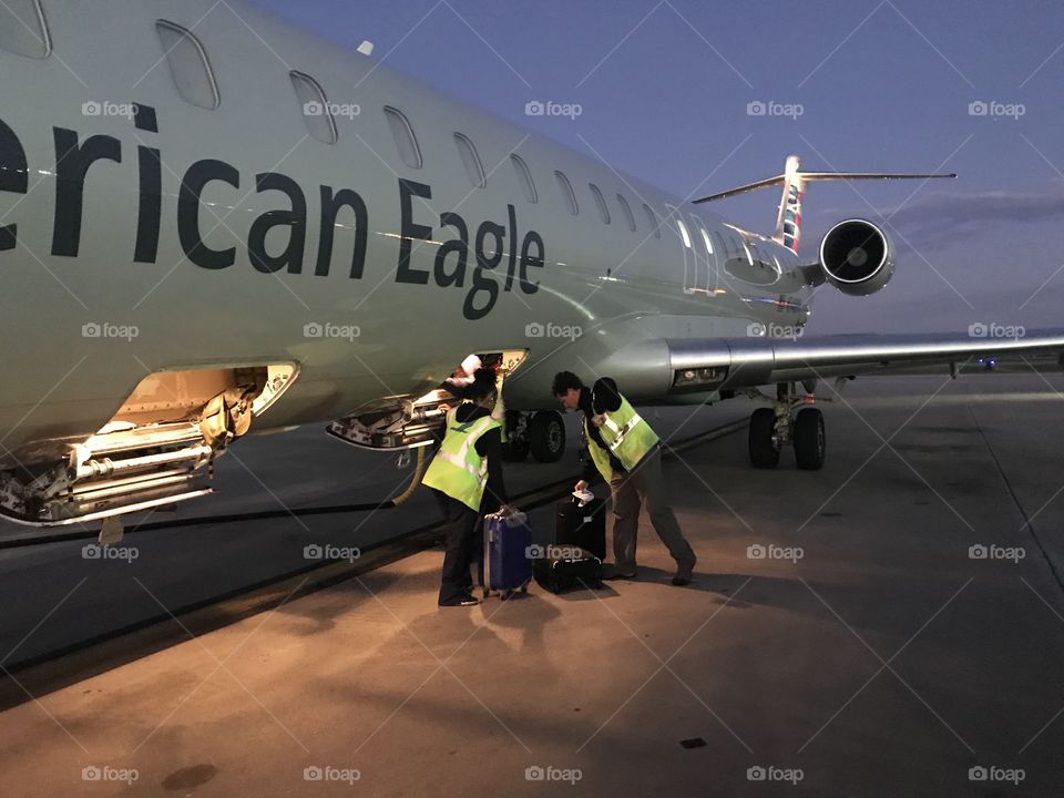 American Airlines airplane baggage handlers