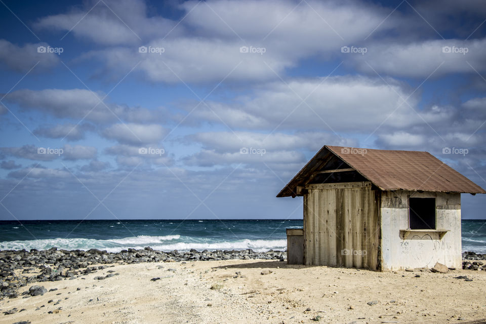 Lonely hut on beach