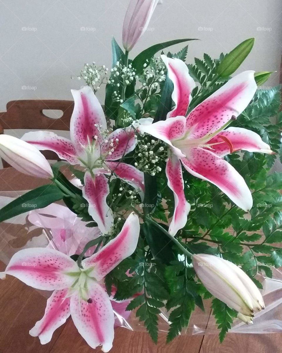 Bouquet of pink & white Lilies