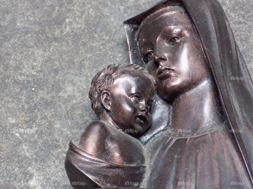 Statue of Mary and Lord Jesus