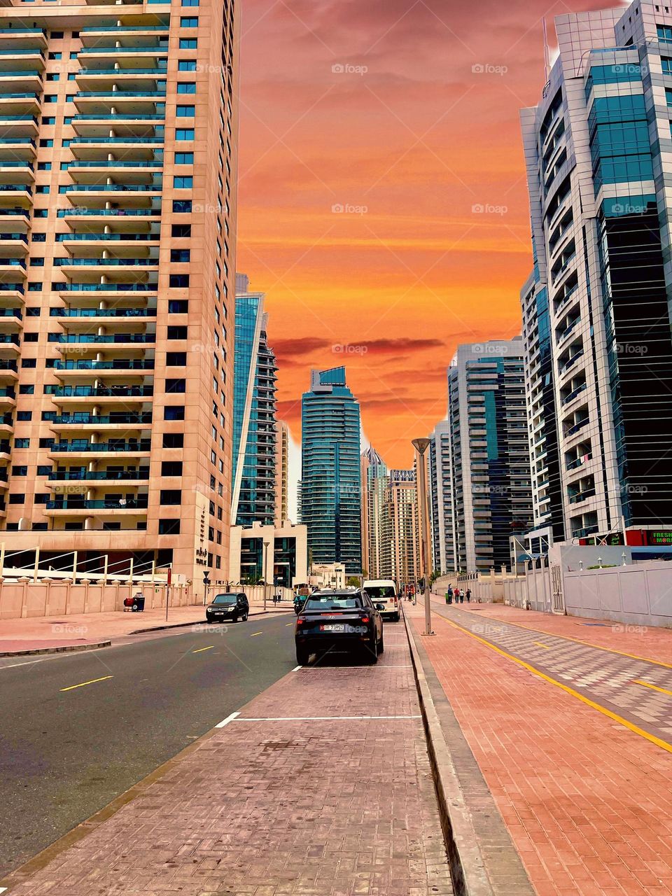 I click this photo in dubai marina 📸