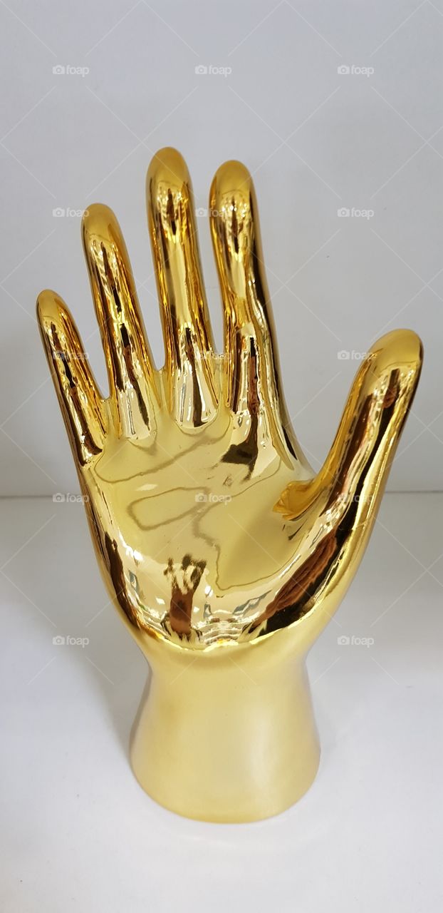 golden hand