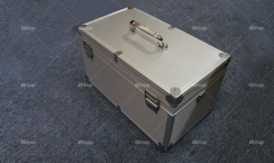 Photo box to store money or valuables