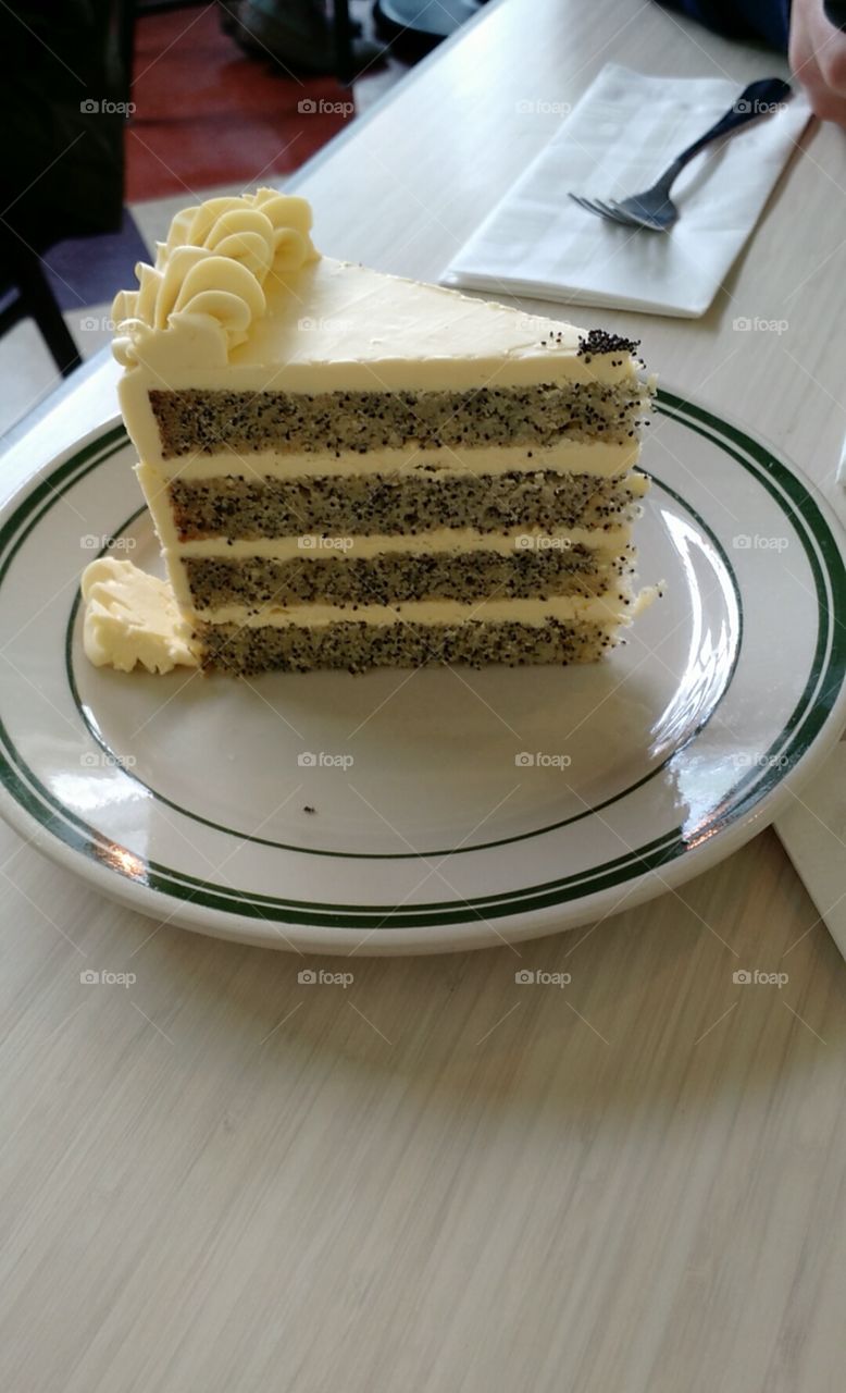 Lemon Poppyseed Cake