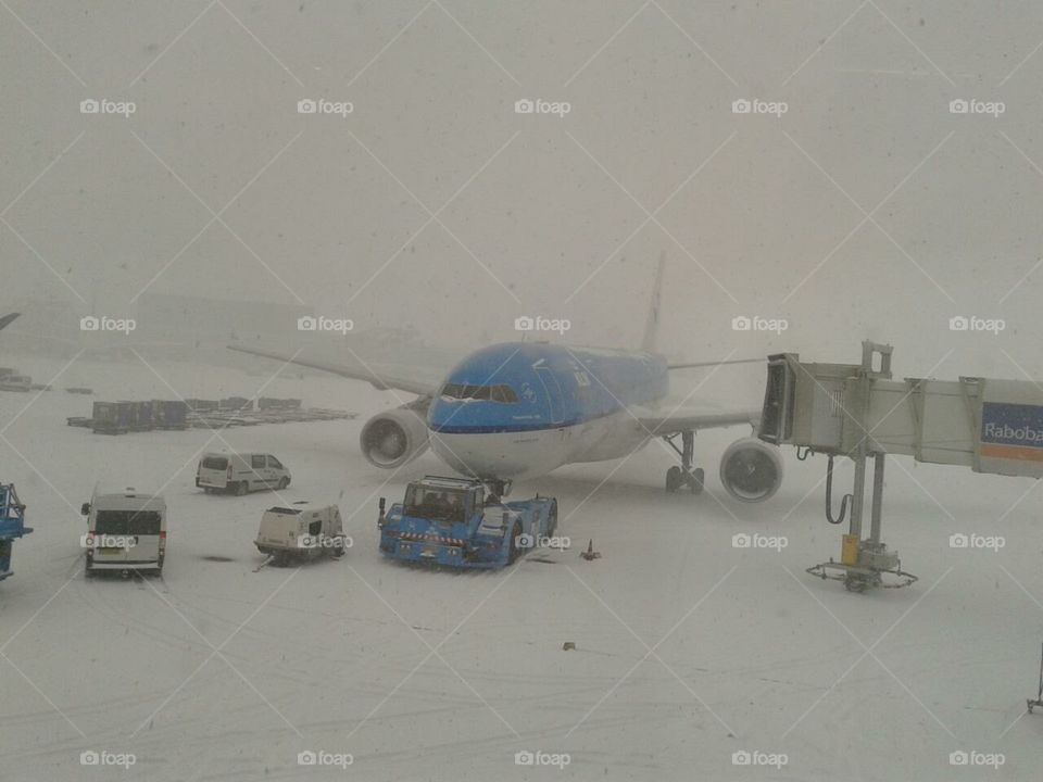 KLM in the snow