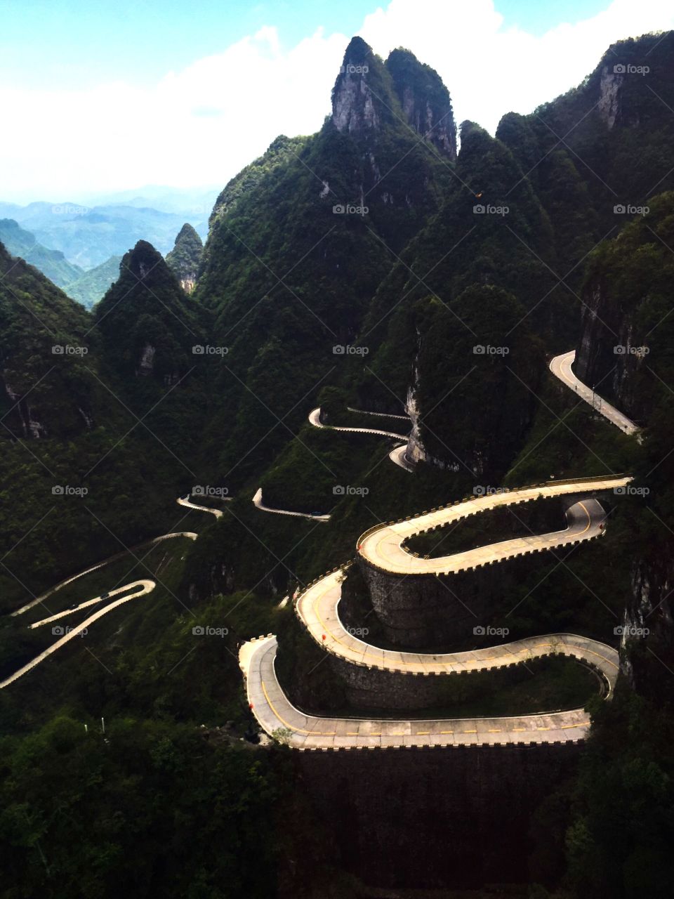 99 turns up to Tianmen Mountain
Zhangjiajie, Hunan, China 