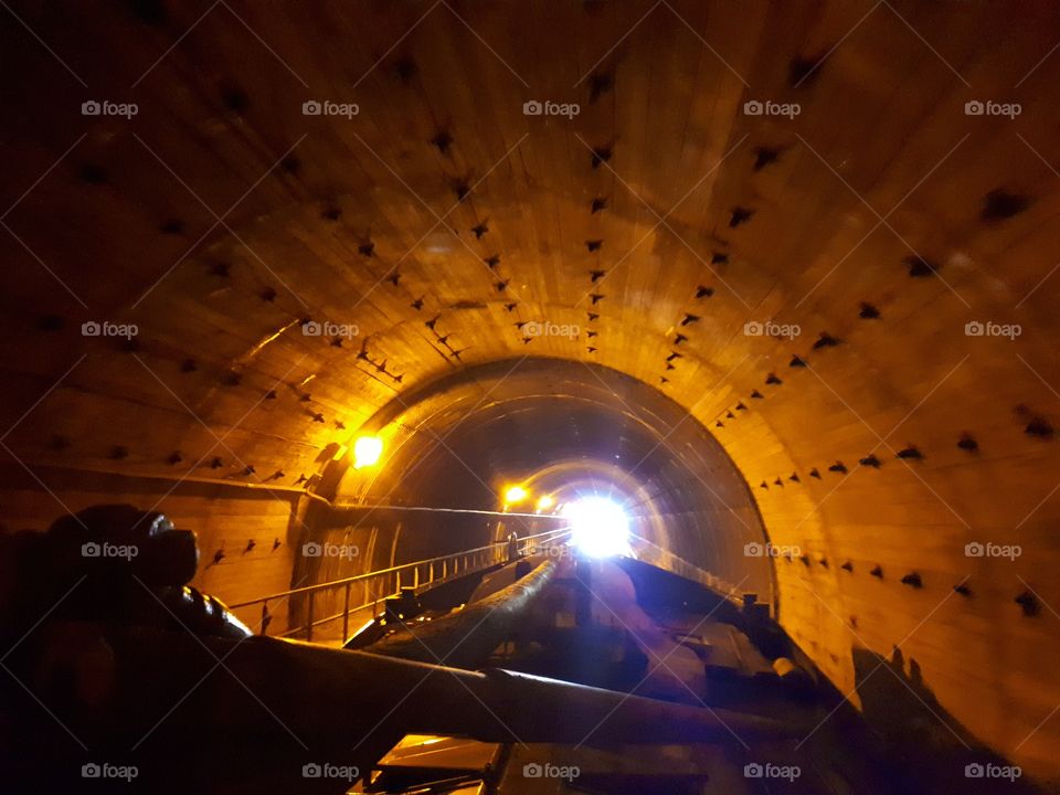 in a tunnel with a klipper