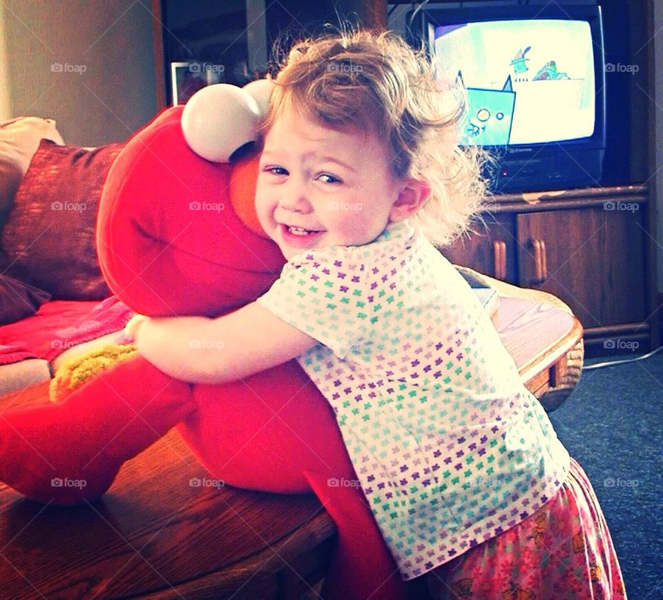Elmo Hugs