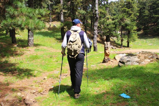 trekking