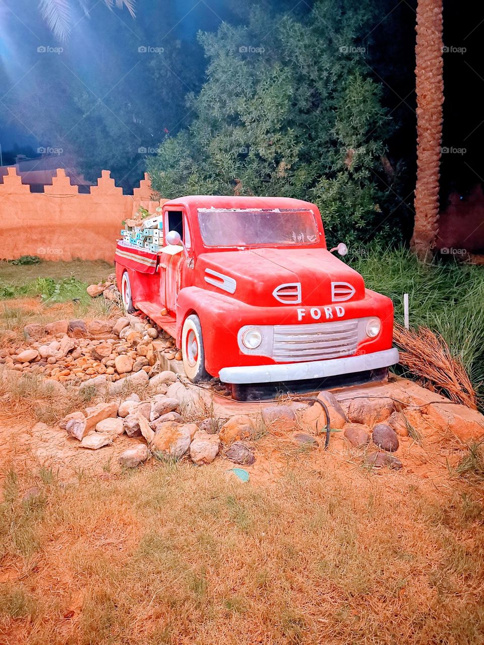 Use old cars in resorts and celebrations