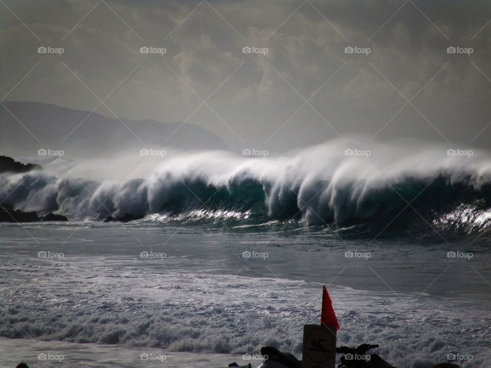 Waves of North Shore