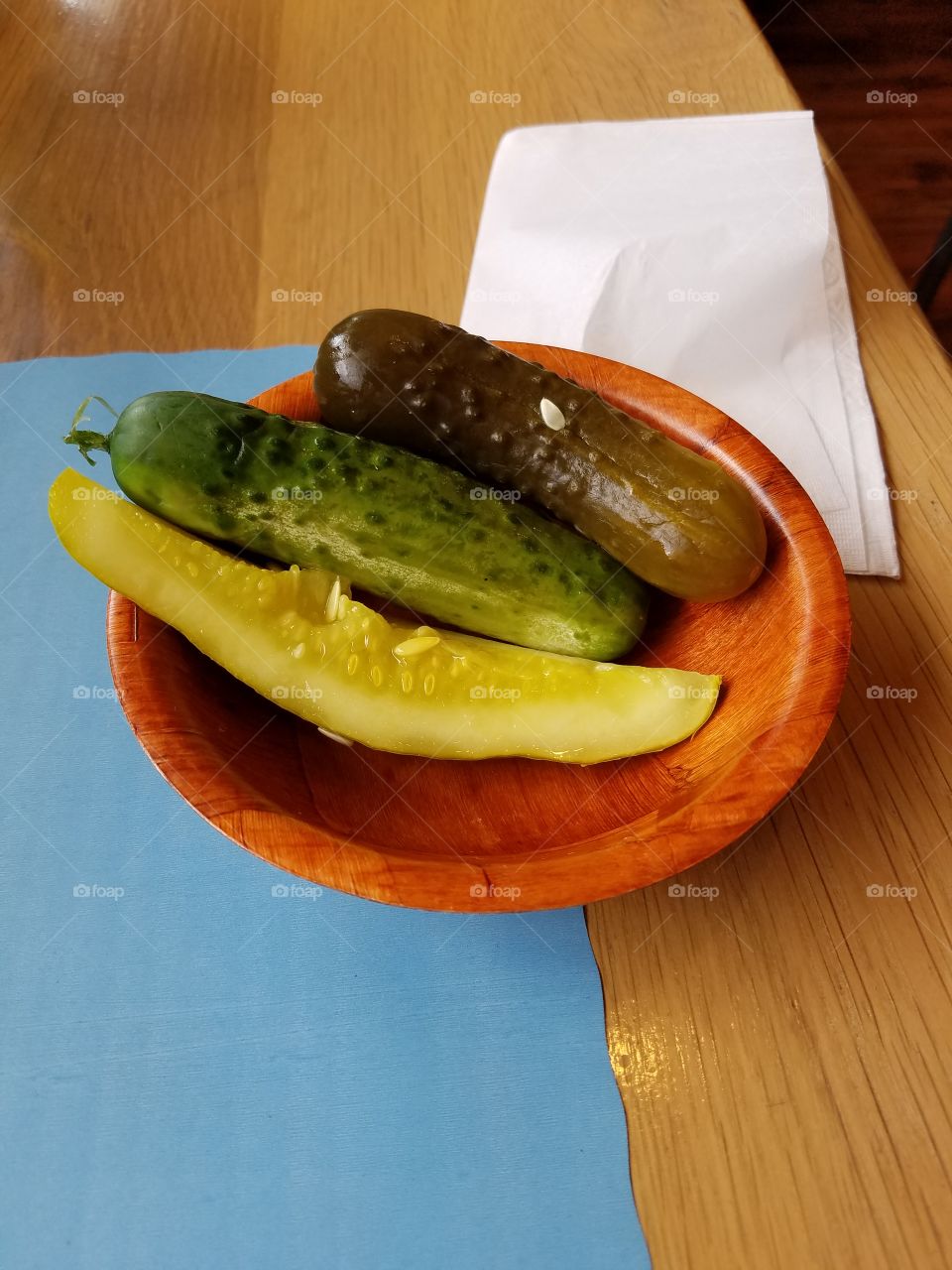 pickle bowl