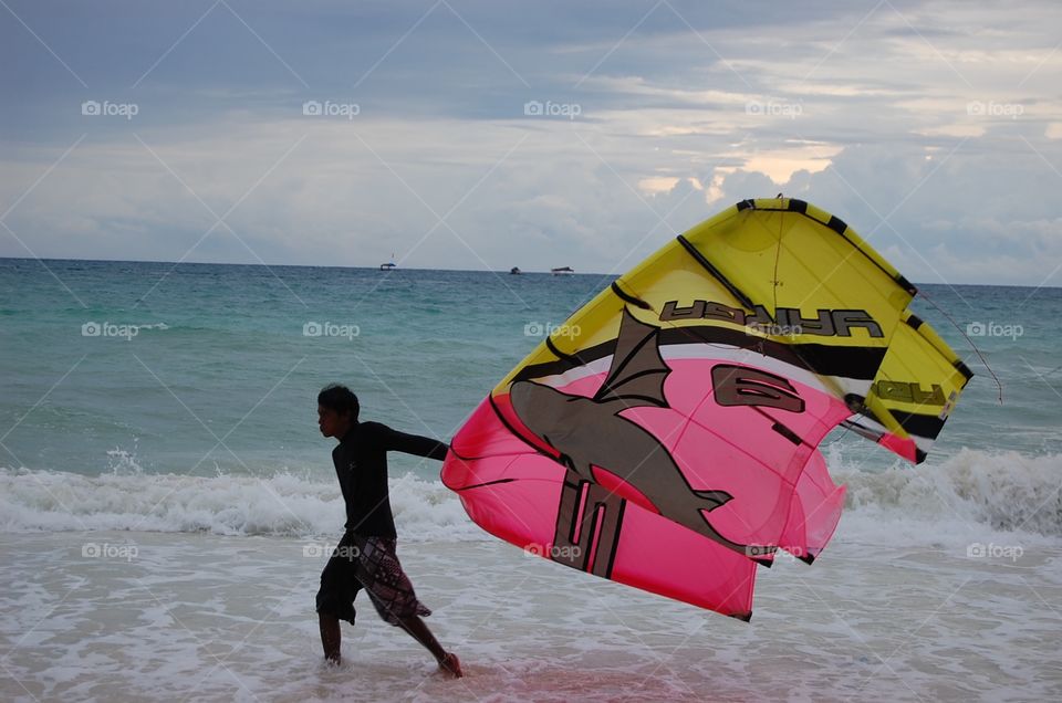 Kitesurfing 