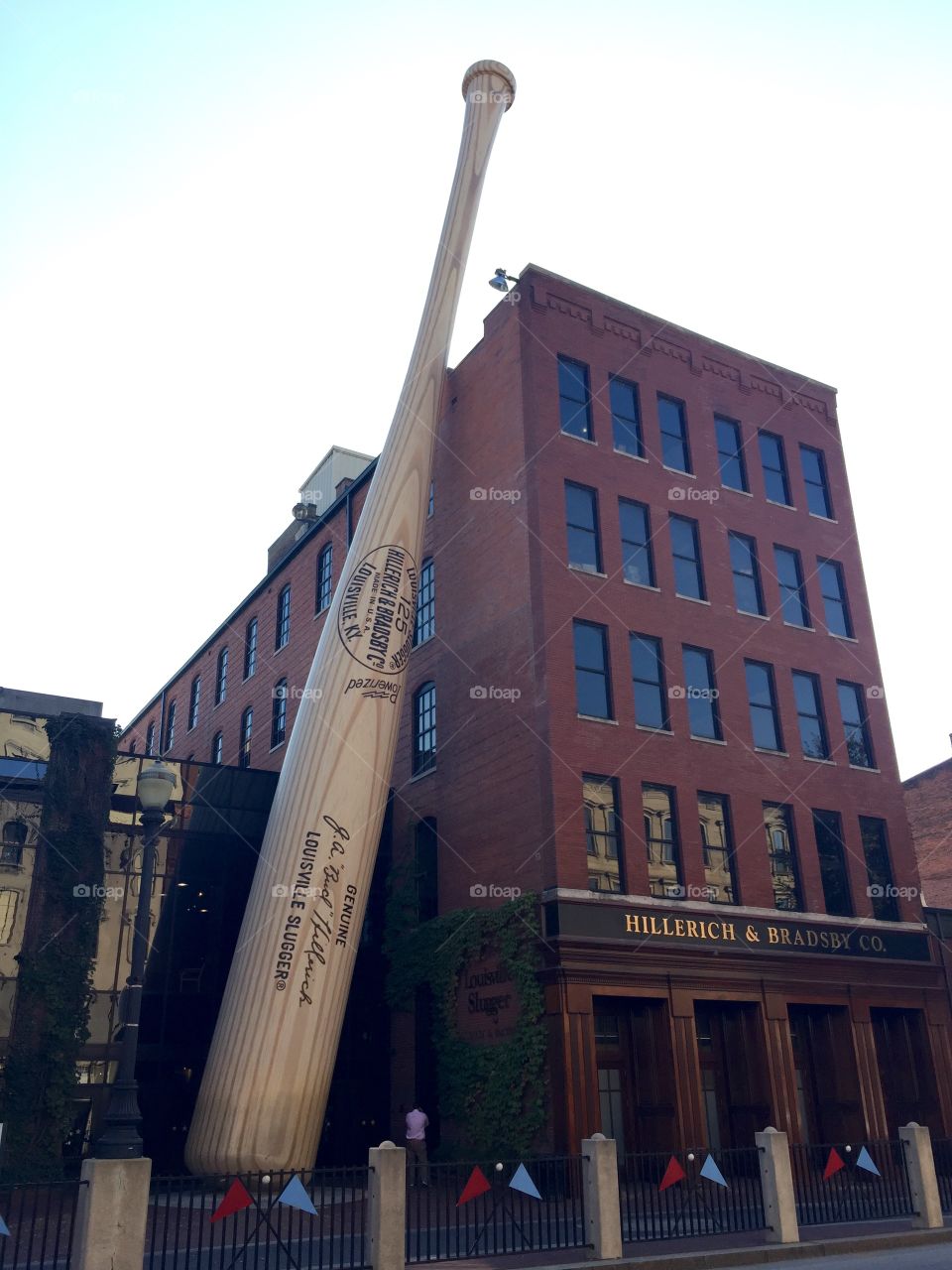 Louisville Slugger. Louisville Slugger