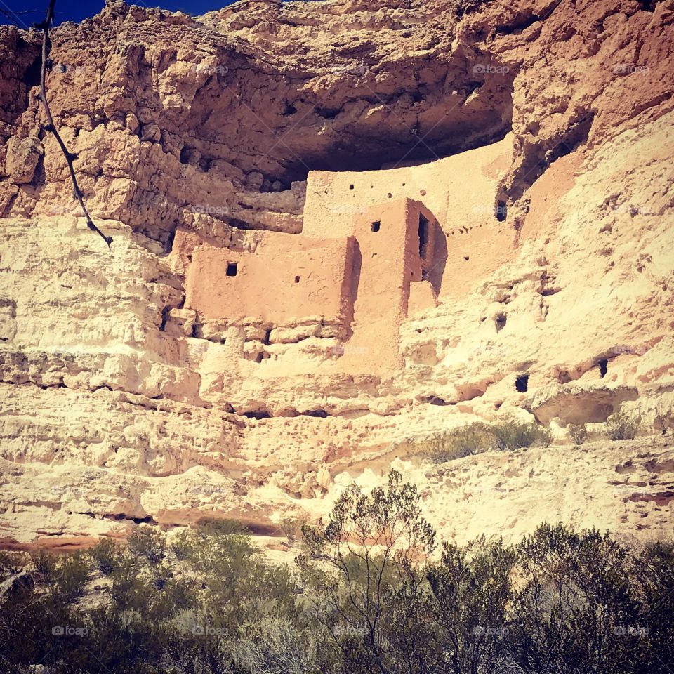 Montezumas Castle, Azurite (blue rock),