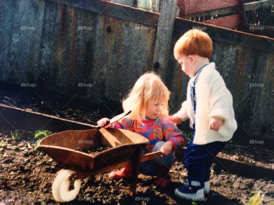 Gardening friends