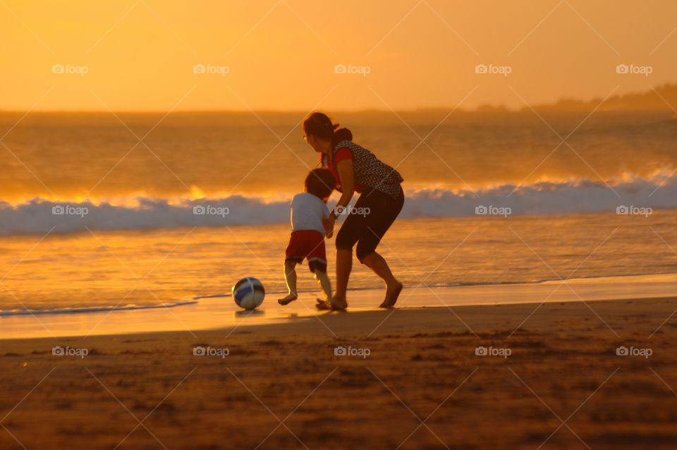 beach lovers