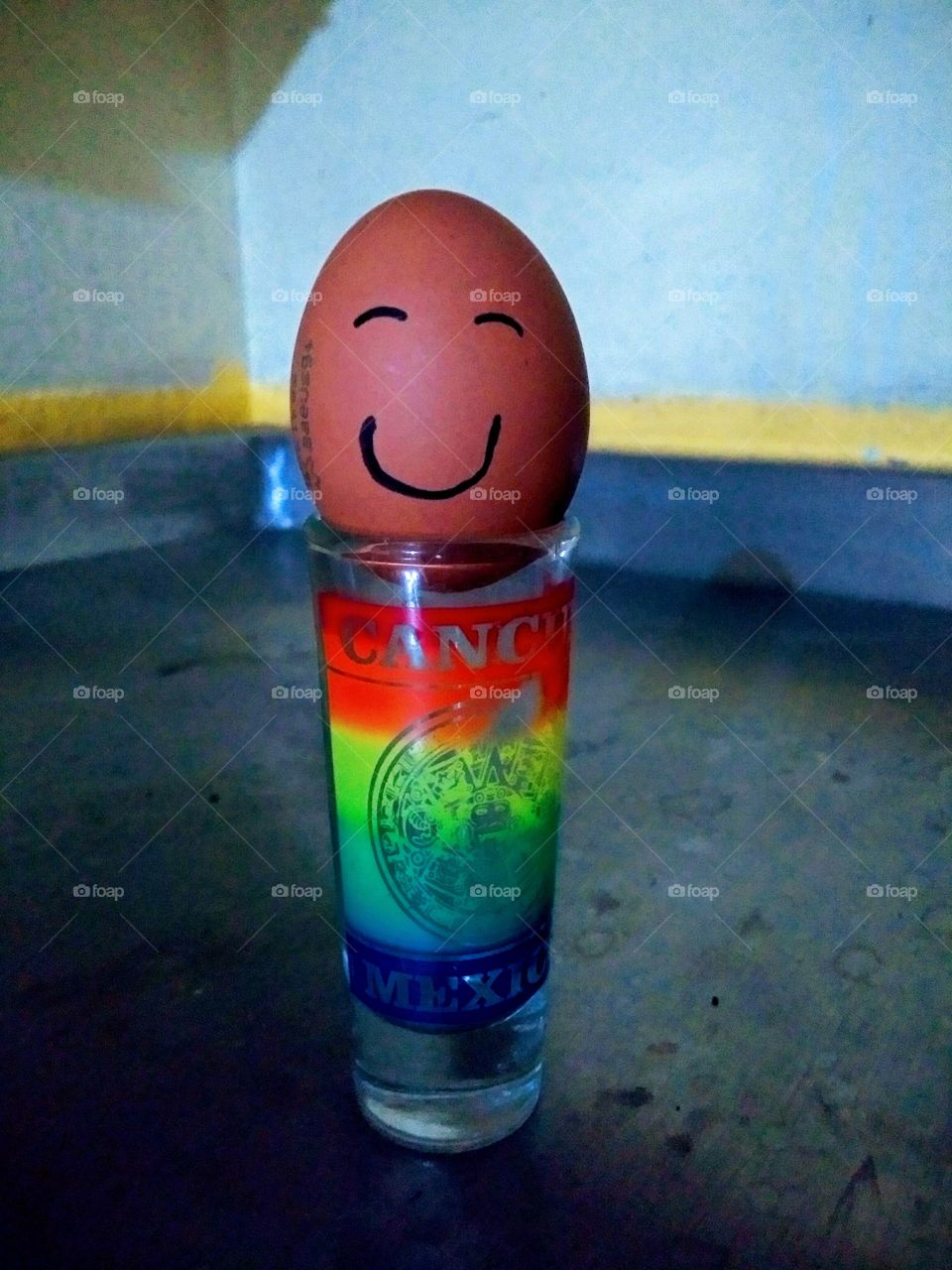 huevo feliz