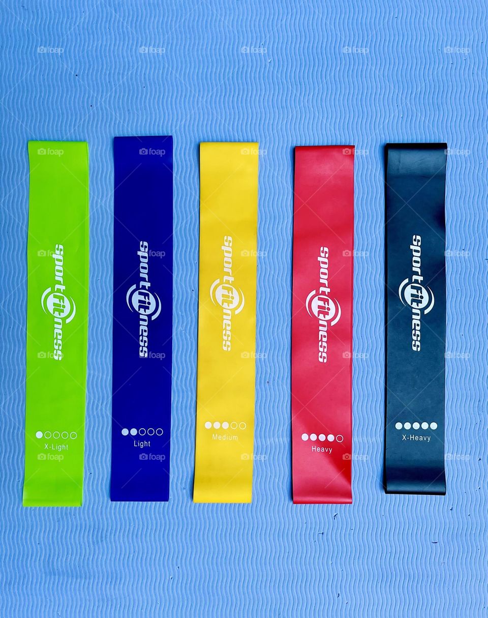 Blue and yellow elastic bands