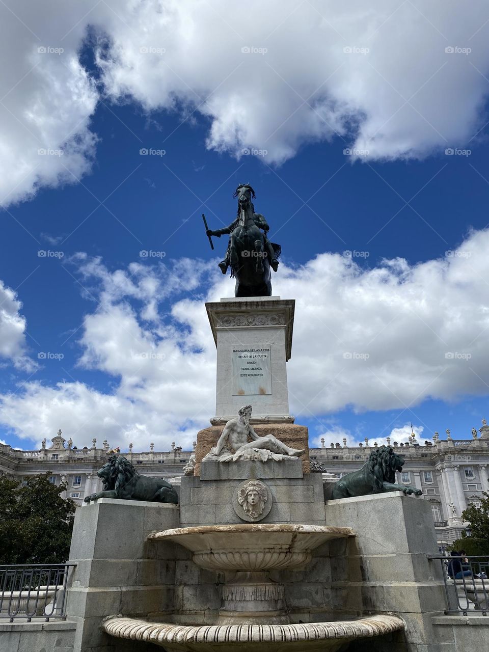 Monument in Madrid 