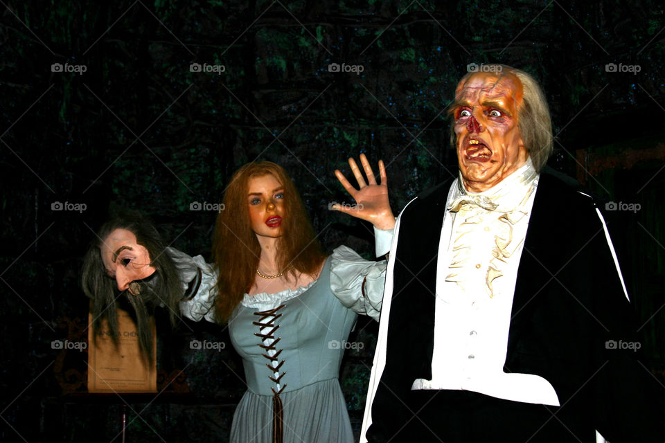 Christine unmasks the Phantom of the Opera waxwork 