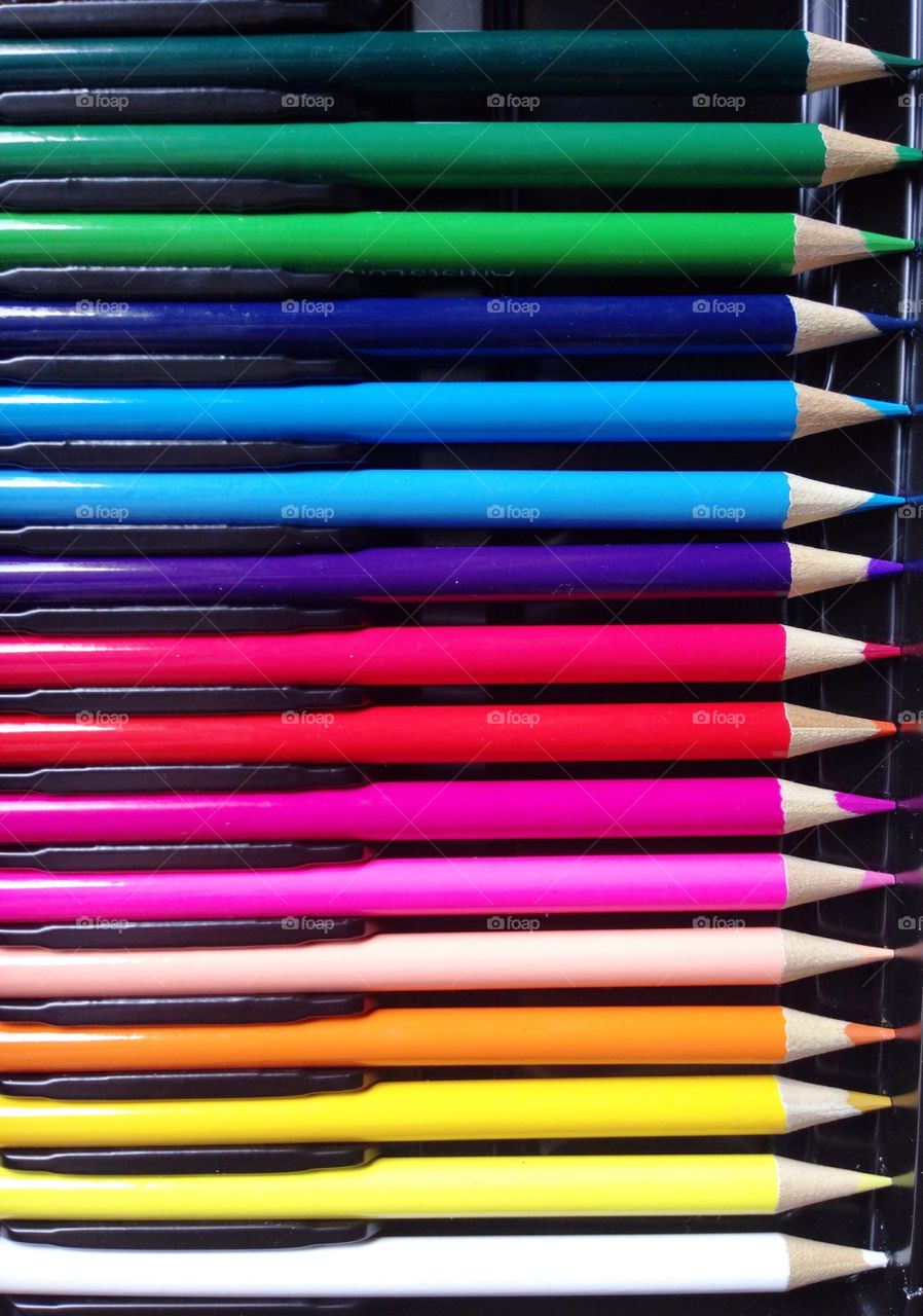 A rainbow of colored pencils!