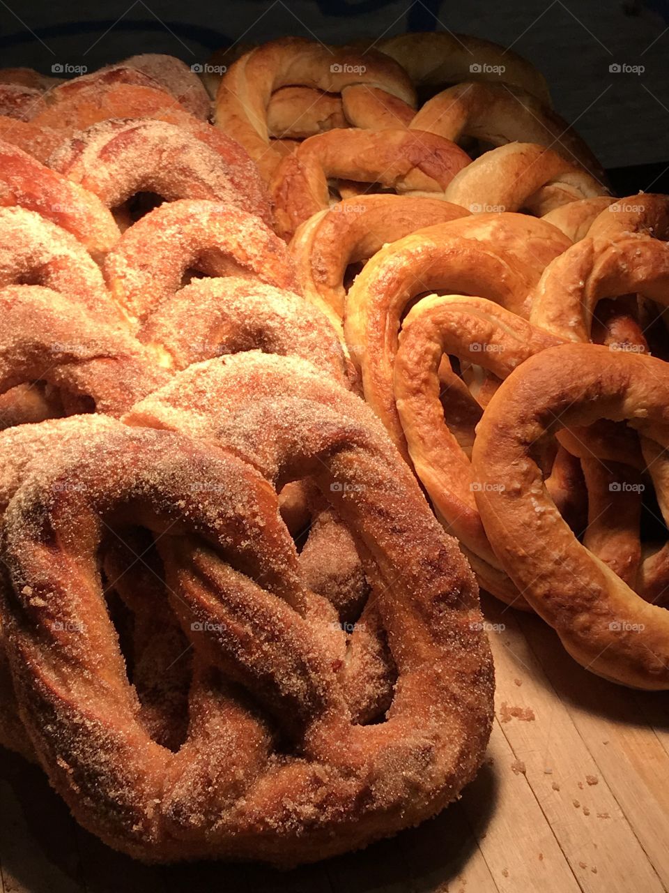 Warm cinnamon pretzels 