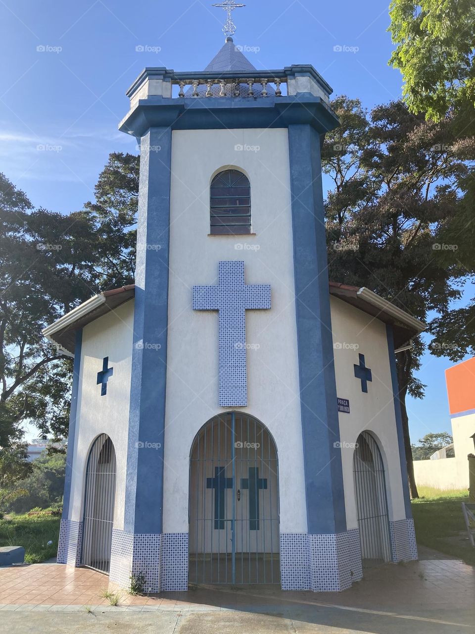 🇺🇸 Nossa Senhora Aparecida Chapel, in Jarinu, SP (Interior of Brazil).  In the square, very friendly. / 🇧🇷 Capela Nossa Senhora Aparecida, em Jarinu, SP (Interior do Brasil). Na pracinha, bem simpática. 