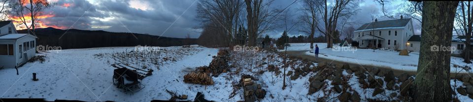 A panorama of the early morning in Keene, New Hampshire.🗻