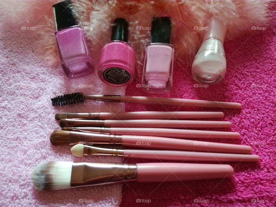 Pink brushes