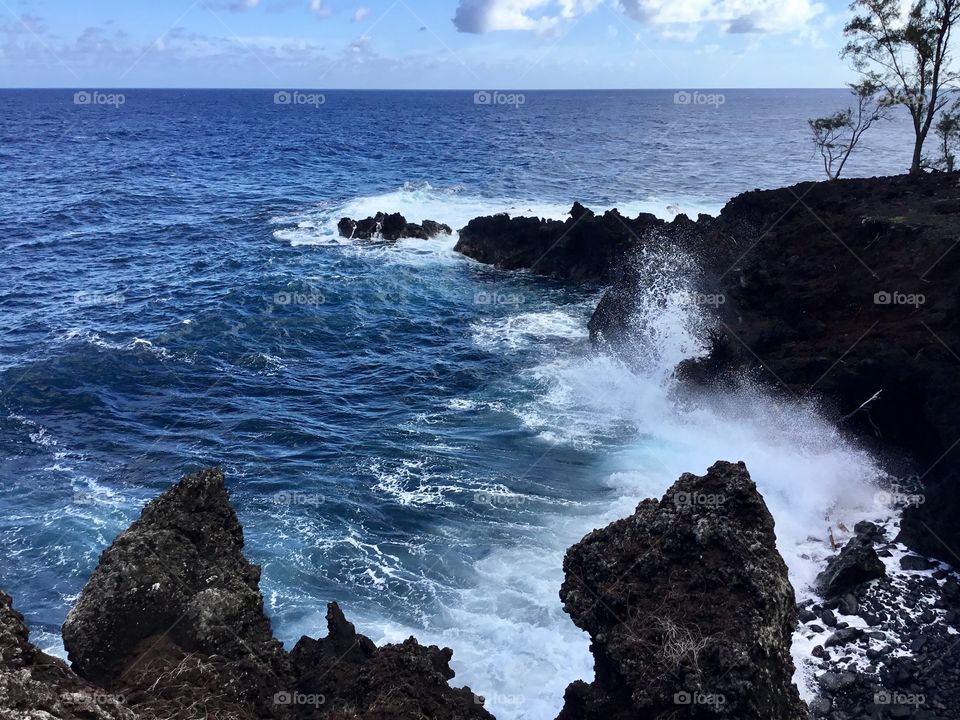 Waves on the lava