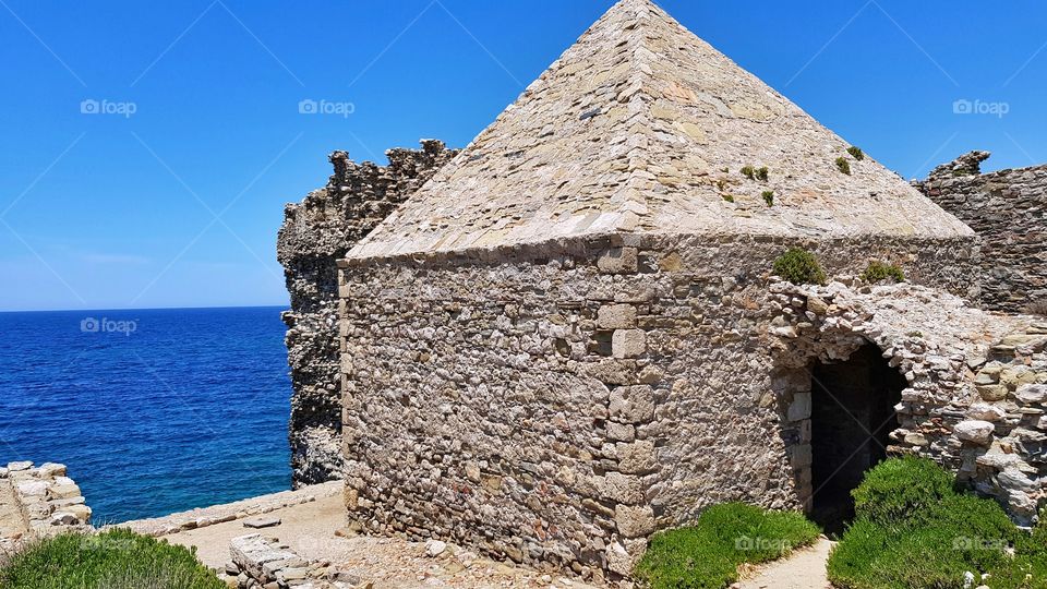 visit Greece | inside Methonis castle