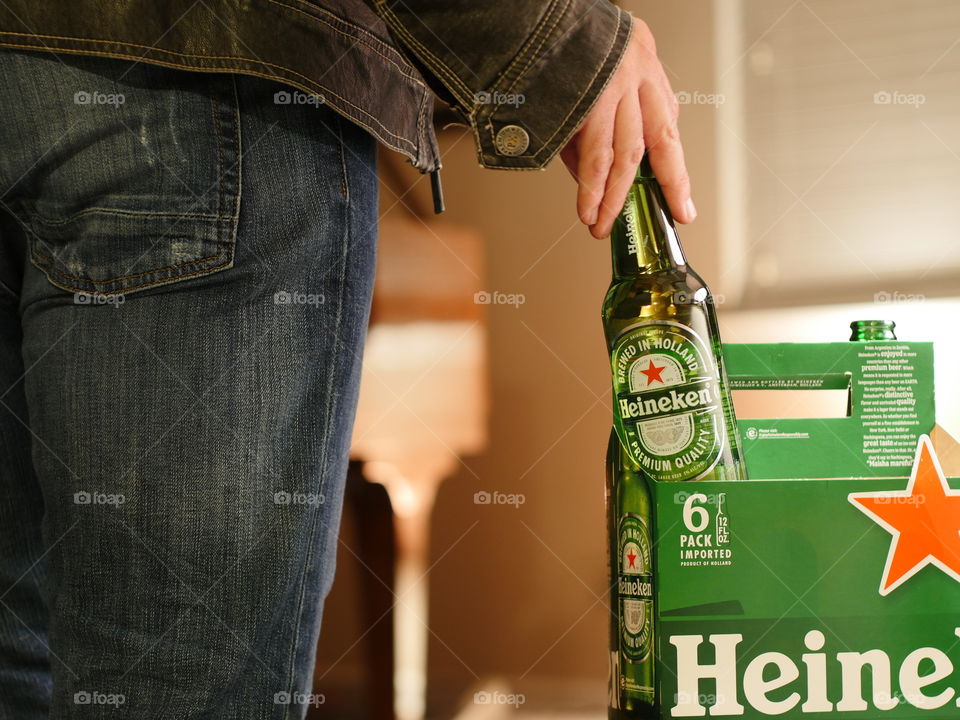 Heineken - Grabbing a Bottle