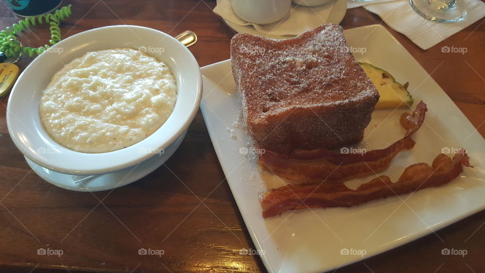 The Tonga Toast at Kona Cafe is definitely something to be experienced.