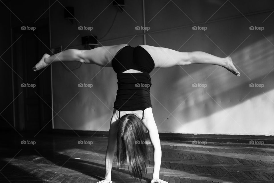 girl dancing in the studio