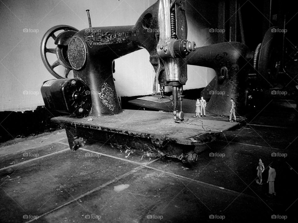 The world of Liliput, sewing machine