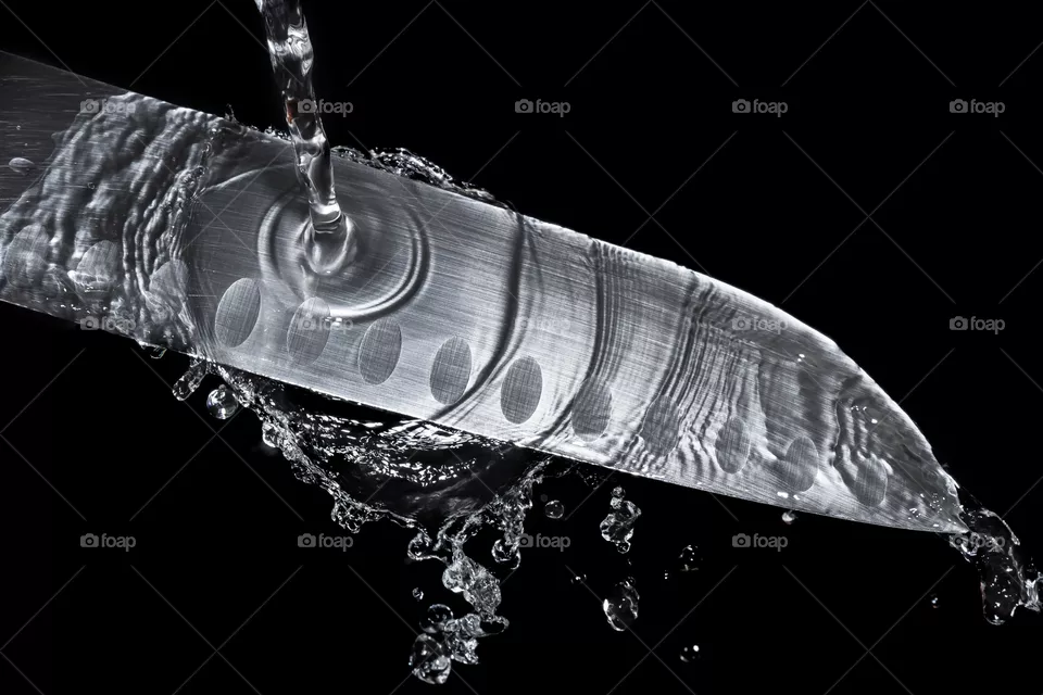 Knife splash