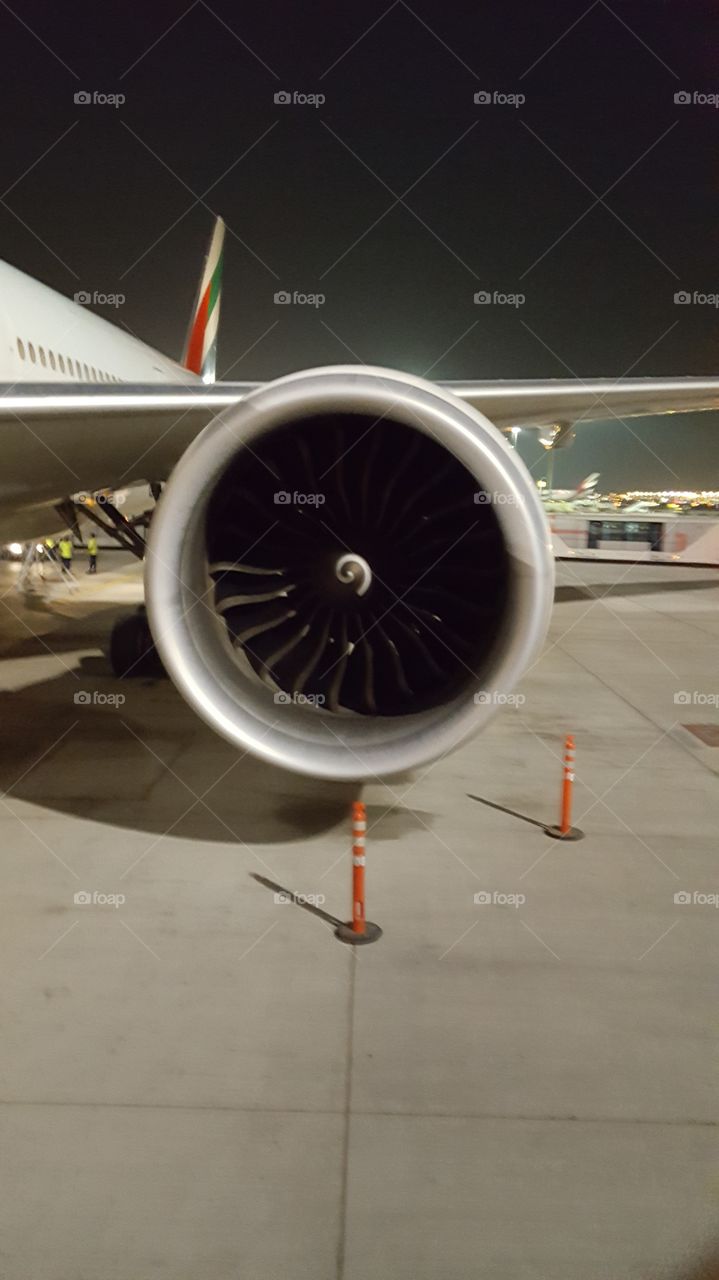 Airplane engine