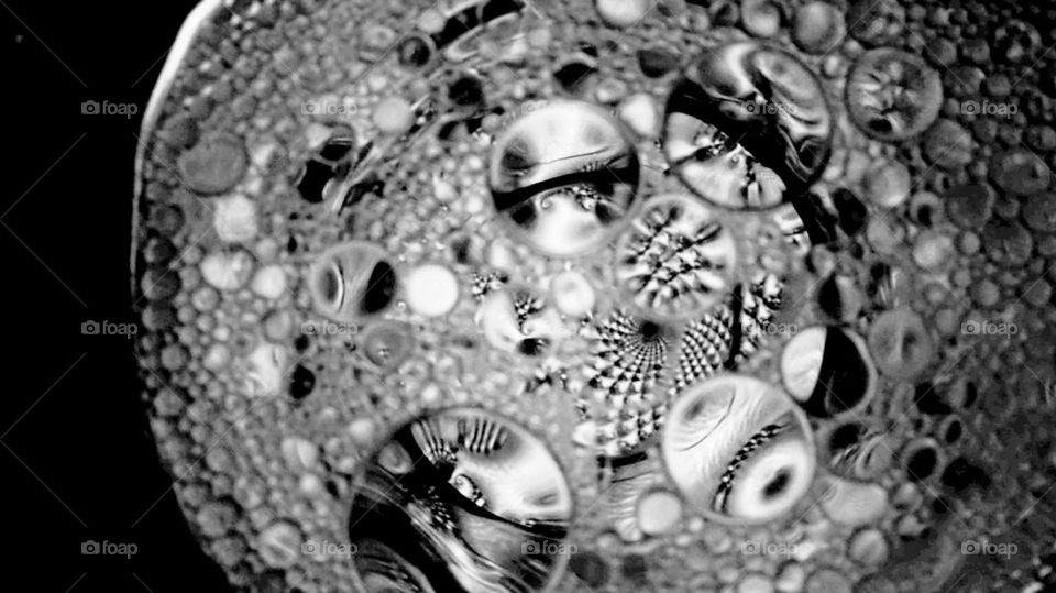 Bubbless#forms#liquid#black&white